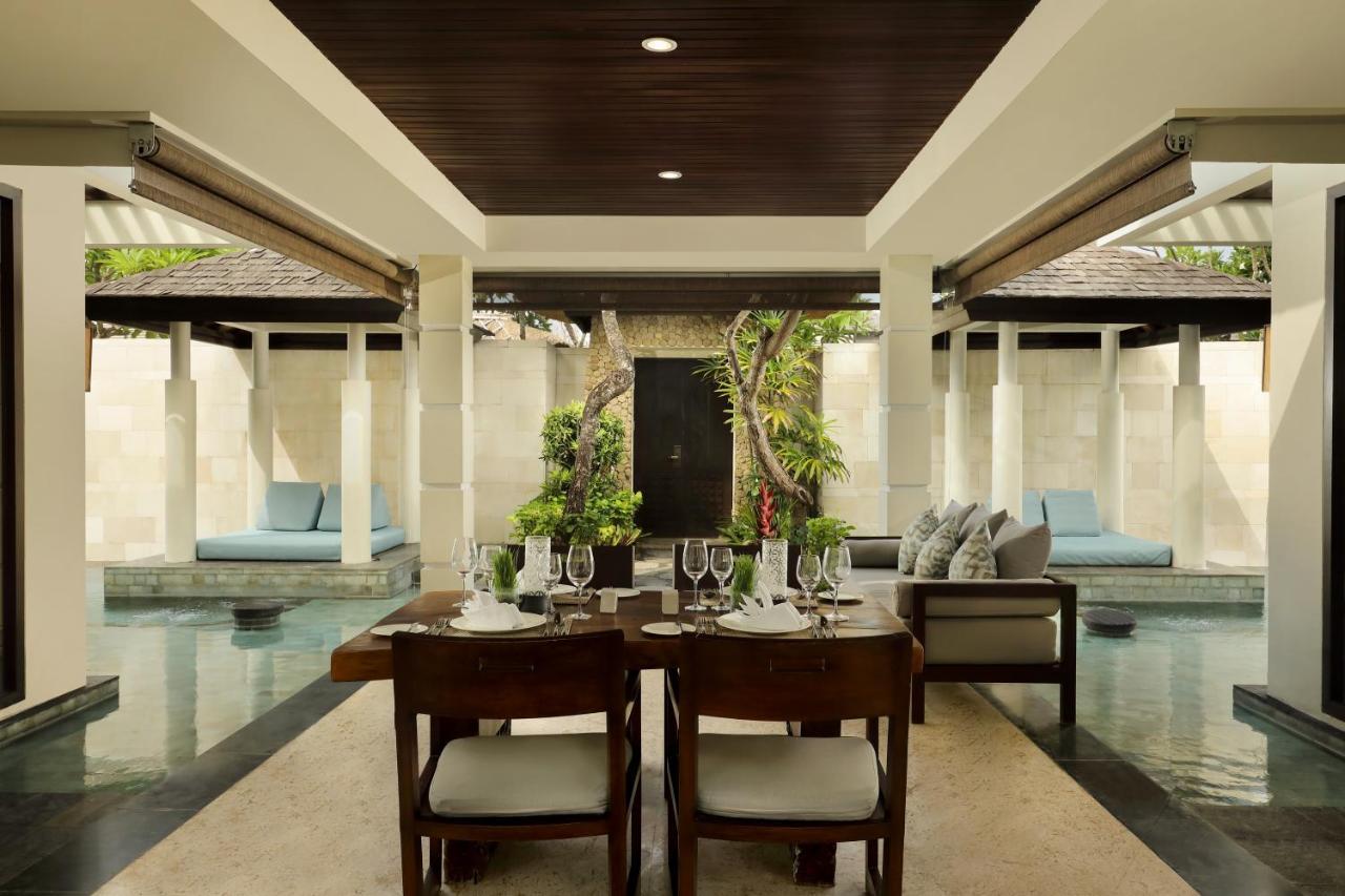 The Seminyak Beach Resort & Spa Екстер'єр фото A villa at the resort