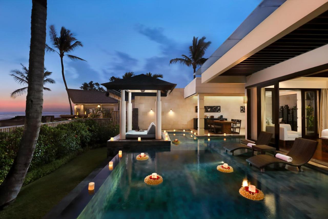 The Seminyak Beach Resort & Spa Екстер'єр фото A pool villa at the resort